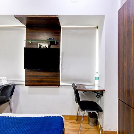 Hotel Q Inn Calcutta Buitenkant foto