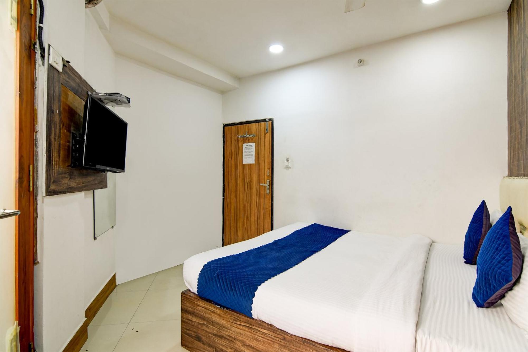 Hotel Q Inn Calcutta Buitenkant foto