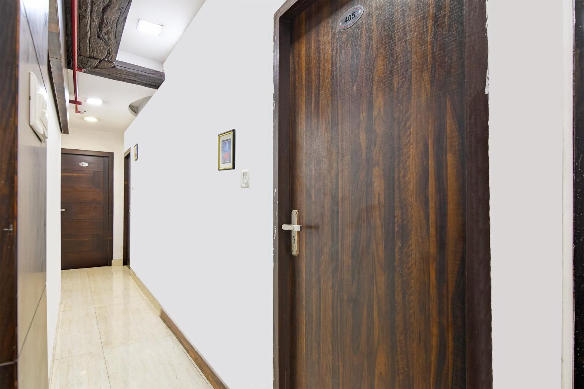 Hotel Q Inn Calcutta Buitenkant foto